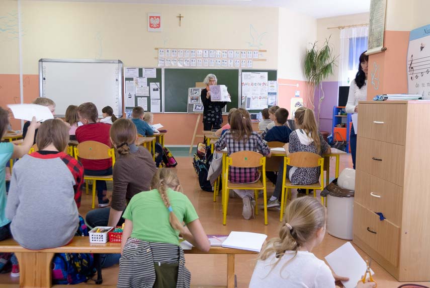 Kalkograficzne spotkanie z Czytelnikami z klas 1-4 w Szkole Podstawowej w Starej Niedziałce pod Mińskiem Mazowieckim